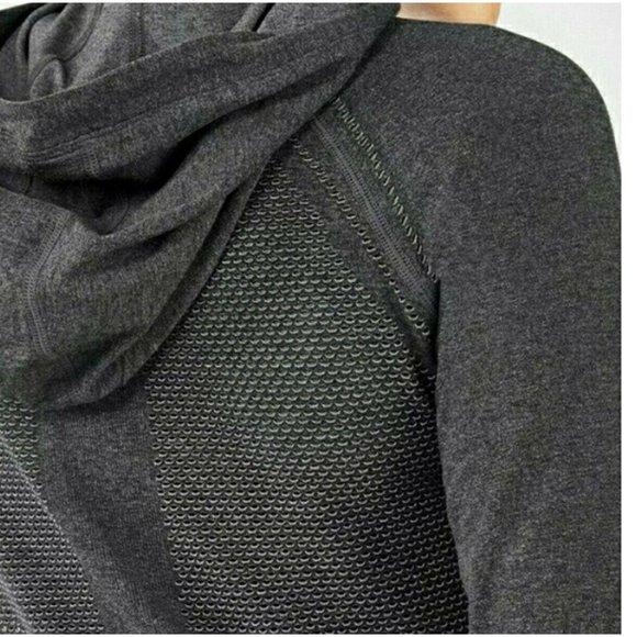 NWT‎ ~ Fabletics~ Anna Seamless Longsleeve Hoodie ~ Gray ~ Sz Small $59.95 - Picture 3 of 9